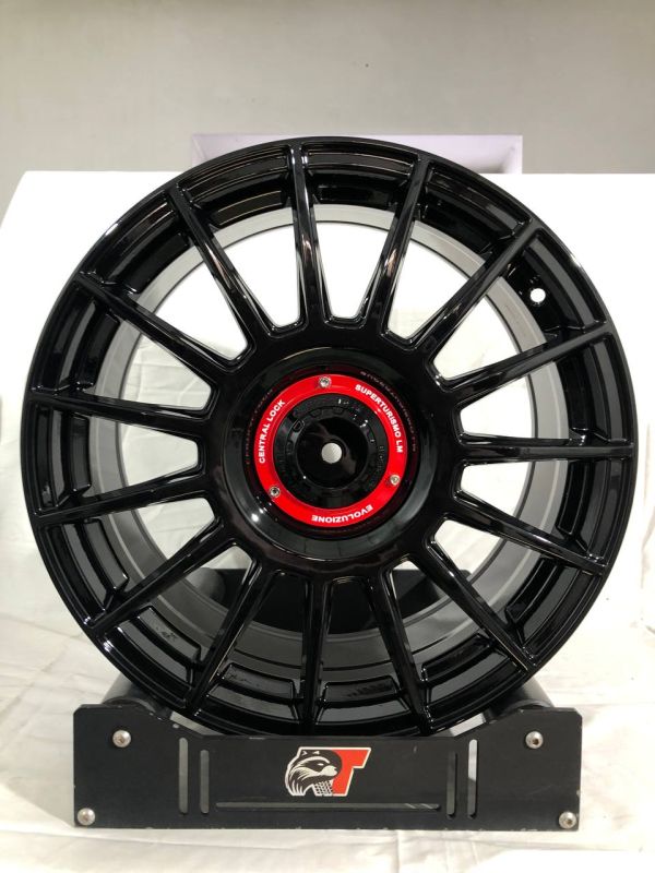 0257 R18 8J	5x100 / 5x112 ET42	66,5 Glossy Black + Powder Coating