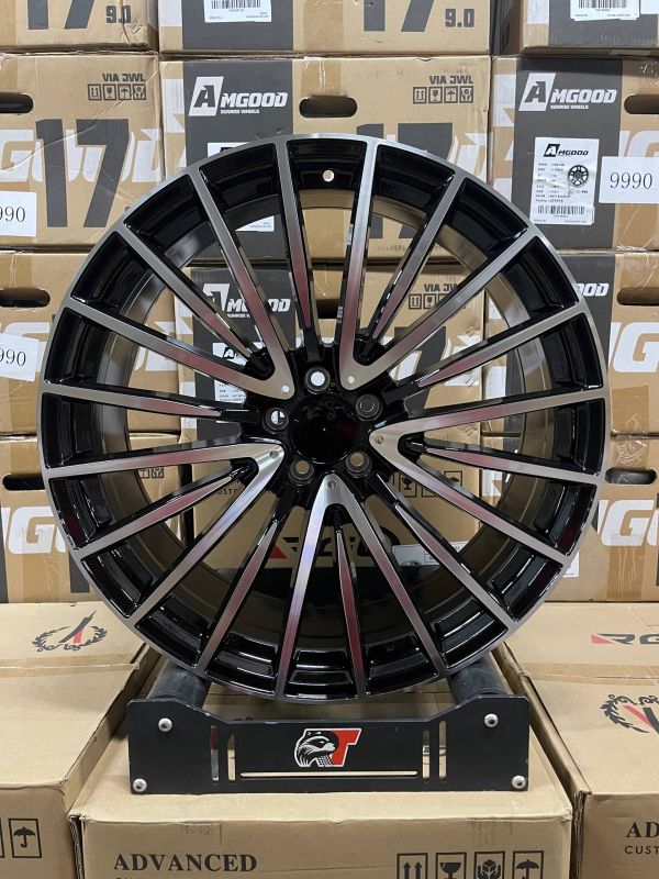FB337 R22 10,5J ET43	5X112	66,6	BLACK MACHINED FACE