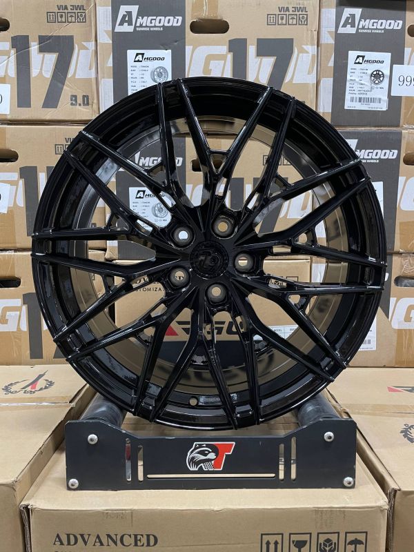 FA020 R20 9J ET30	5X112	66,6	Black Glossy