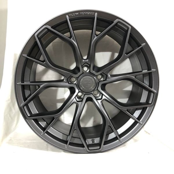 F9832 R19 9,5J ET35	5X112	66.6	SATIN GRAY