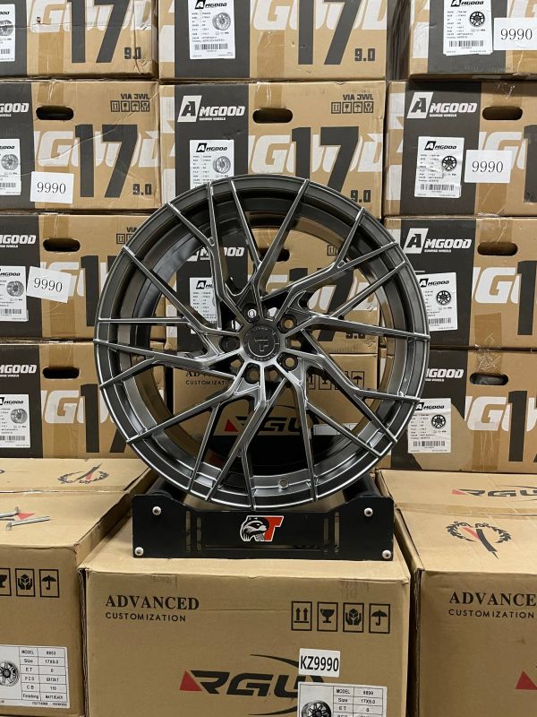 F9831 R19 8,5J ET30	5X120	72.6	HYPER BLACK
