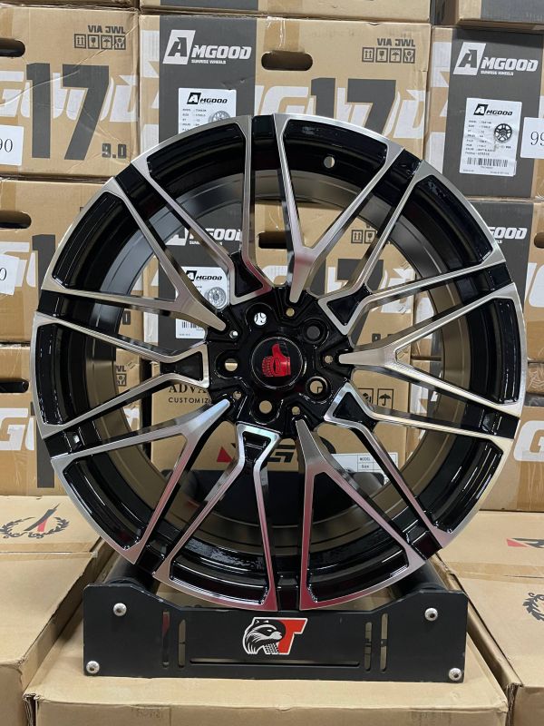 F9740 R19 8,5J ET35	5X112	66,6	MB
