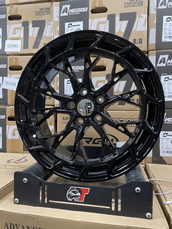 F8004 R18 8J ET35 5x112	66,6	Gloss Black