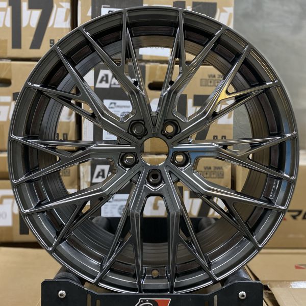 XF015	R20 8,5J	ET35	5x112	66,45	HB