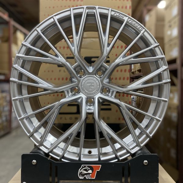 F8829 R18 8J	ET35	5x108	73.1	HYPER SILVER