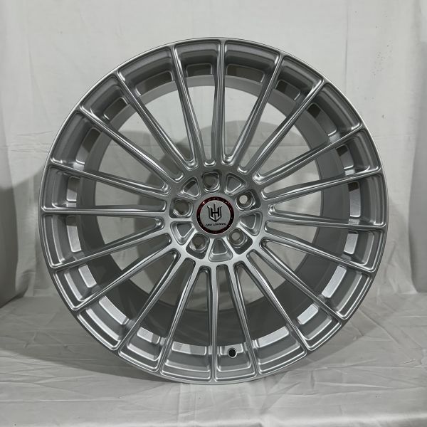 7019 R19 8,5J ET35	5x112	66,5 Silver