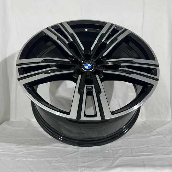 1338 BMW R21 10,5J	ET44	5x112	66,6	BLACK MACHINED FACE