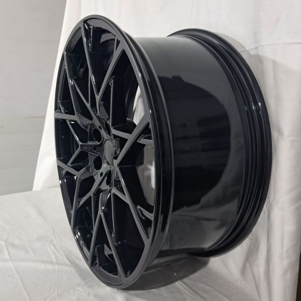 0245 R20 10J 5X112	ET40	66,6 BLACK