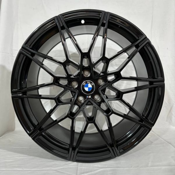 0293 BMW R20 9,5J 5x112 ET40 ЦО 66,6 Gloss Black