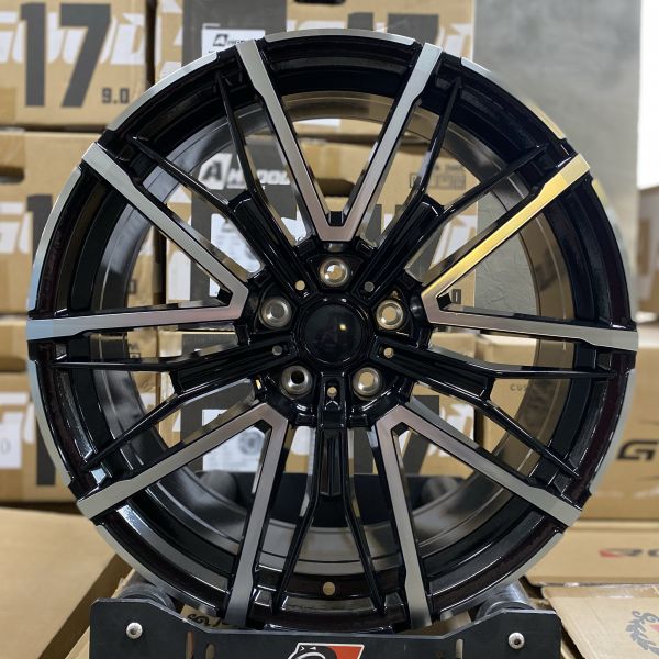 FA817 R20 8,5J	ET35	5X120	72.56	BFM