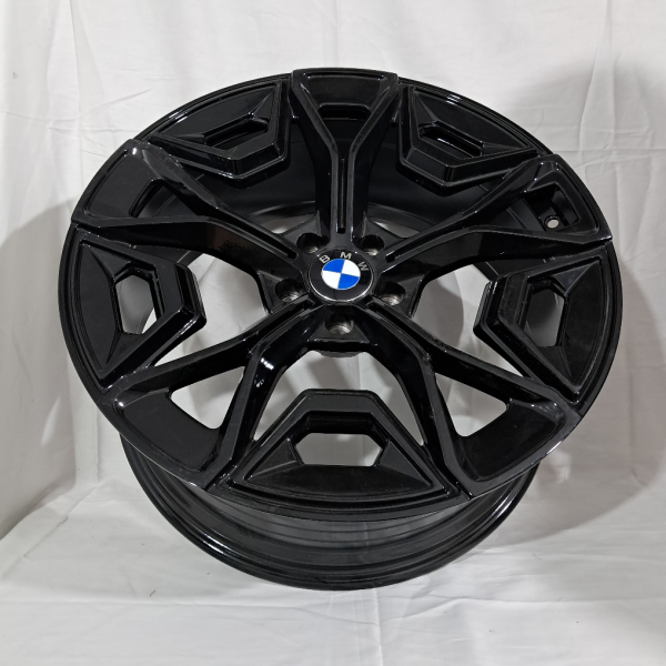YF5670	R20 8,5J 5x112 ET25 ЦО 66,6 	GLOSS BLACK
