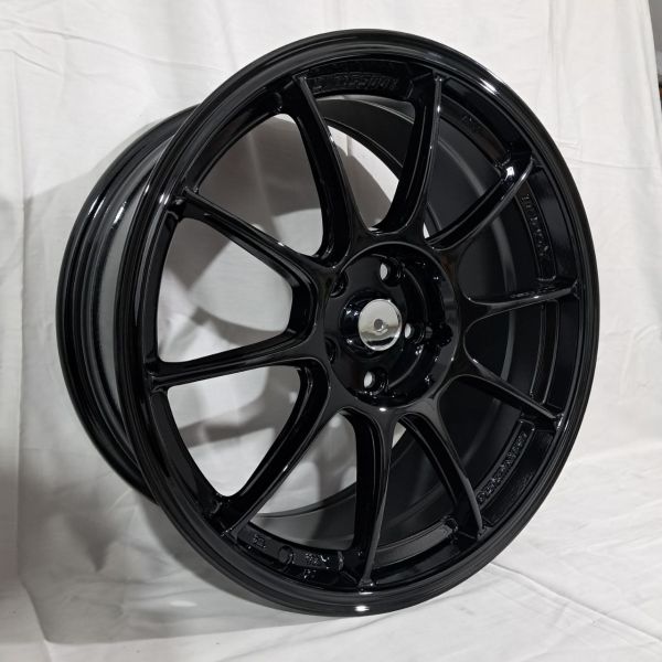 SR28 R18 8,5J 5x112 / 5x114,3 (5x113,1) ET38 ЦО73,1 Gloss black