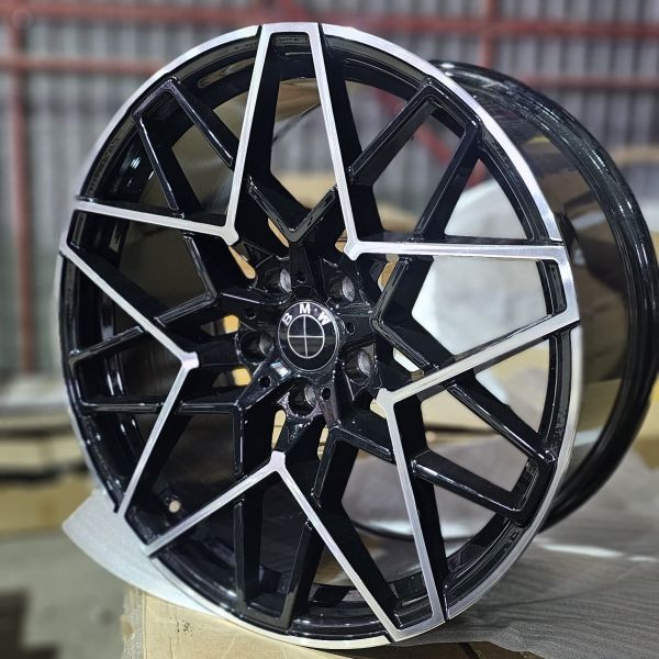 0213 BMW R20 9,5J 5x120 ET38 ЦО 72,6 GLOSS BLACK MACHINED FACE