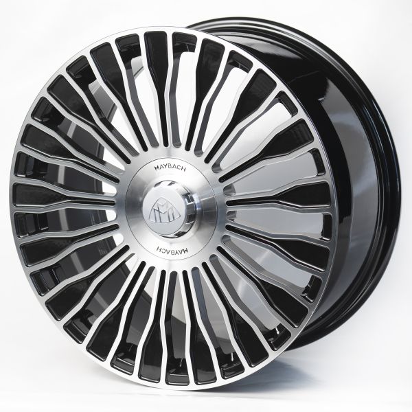 FB732 R22 10,5 ET43	5X112	66.6	GLOSS BLACK MACHINED FACE