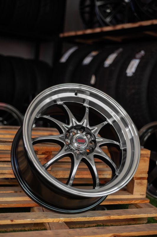 RAYS CE28 R18 10.5 5X100 / 5X114,3 ET20 73.1 Hyper Black Polish lip