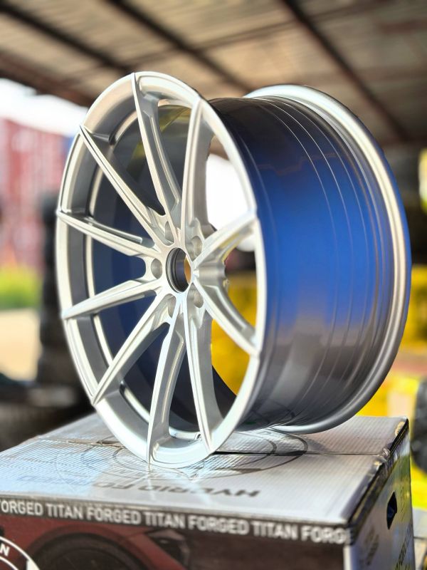 VELIX-X2	Forged	R19 8,5J	5x112	ET22	66,56	silver