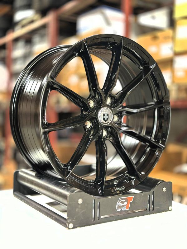 XF066	R19 8,5J	ET35	72,56	5x120	BLACK