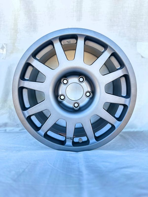 F6038	R16 8,5J	ET25	5x114,3	73,1	MATT GUN METALLIC