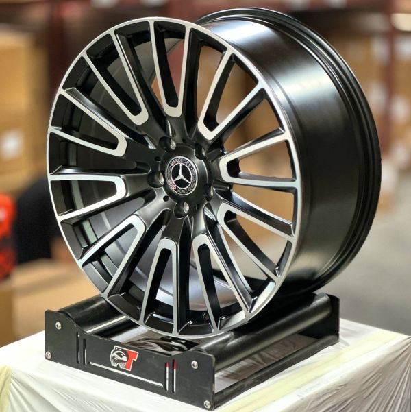 RGW554 MB G-class Forged R22 ET30 ЦО84,1 5x130 Black Machined Face